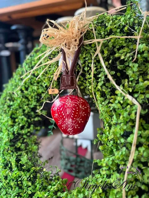 image-1586187529610558.webp